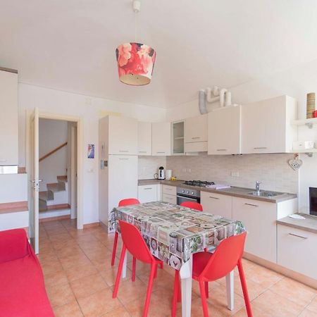 096 - Casa Al Borgo Cavi Di Lavagna, 150 Metri Dal Mare Lägenhet Exteriör bild